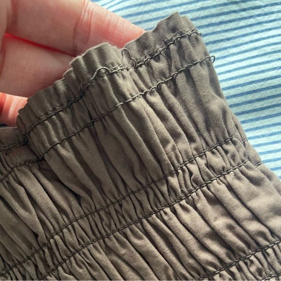 Adley Maxi Dress (New with small Damage) - Picture 7 of 7